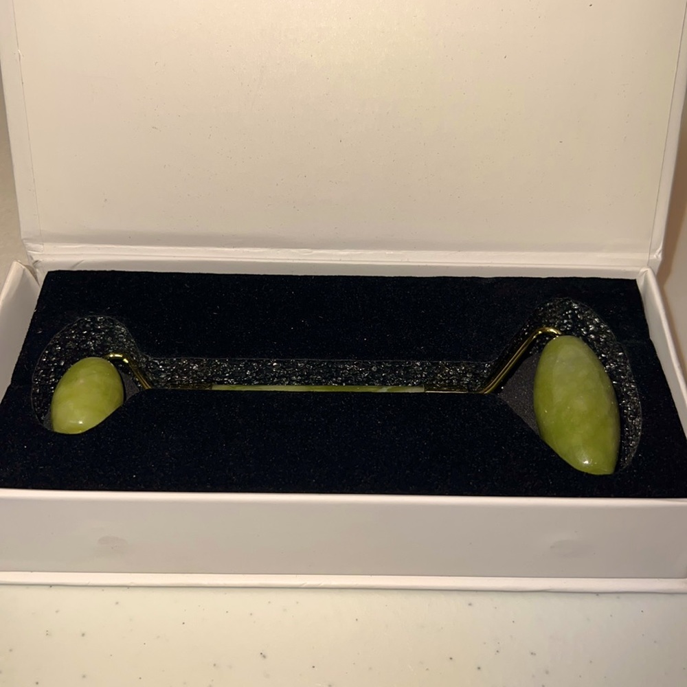 Jade Roller